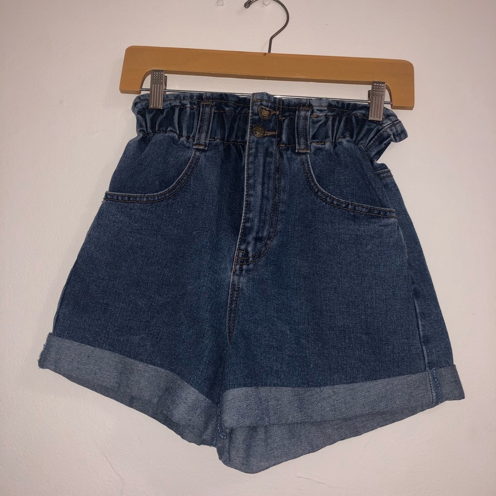 Paper bag denim shorts